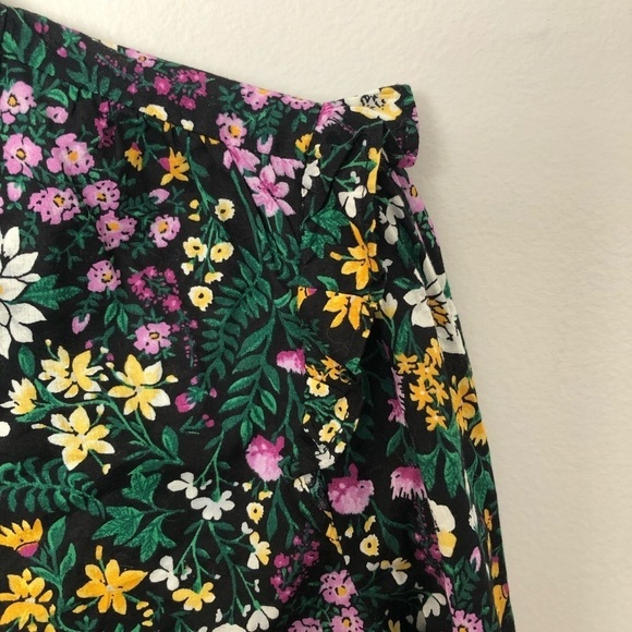 Old Navy floral print button down long sleeve shirt with ruffle shoulders Medium - Picture 3 of 8
